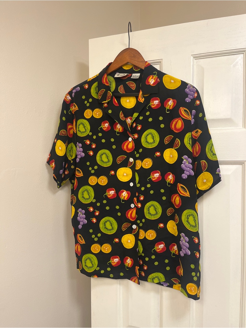 Riva Silk 100% Silk Black Fruit Salad Short-Sleeve Button Down Shirt Sz Large